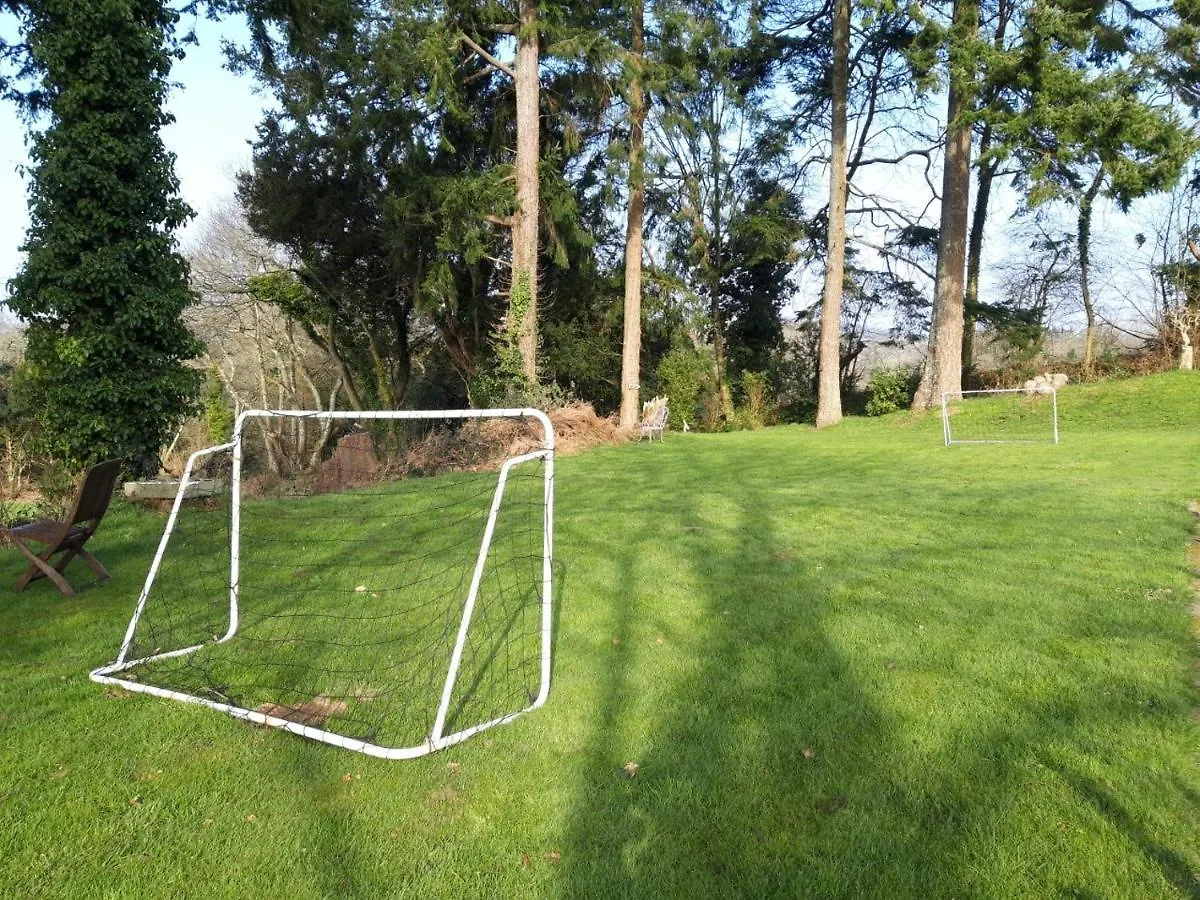 Gite La Grange Langoelan 0*,