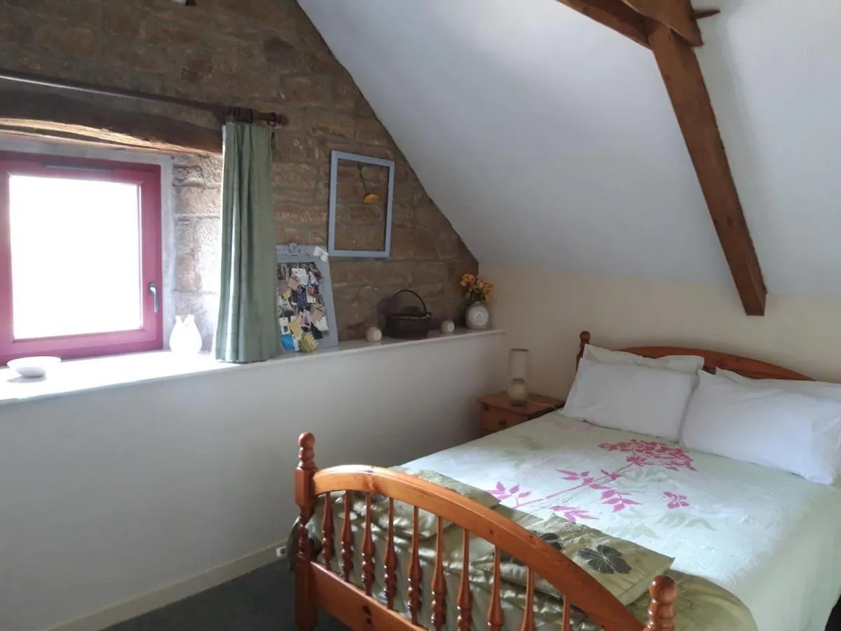 Gite La Grange Langoelan Holiday home