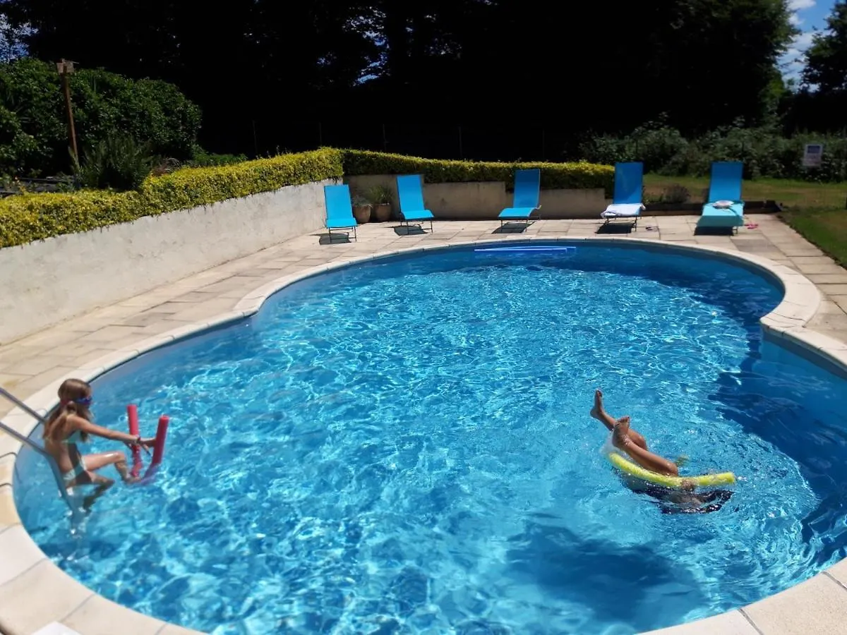 Holiday home Gite La Grange Langoelan