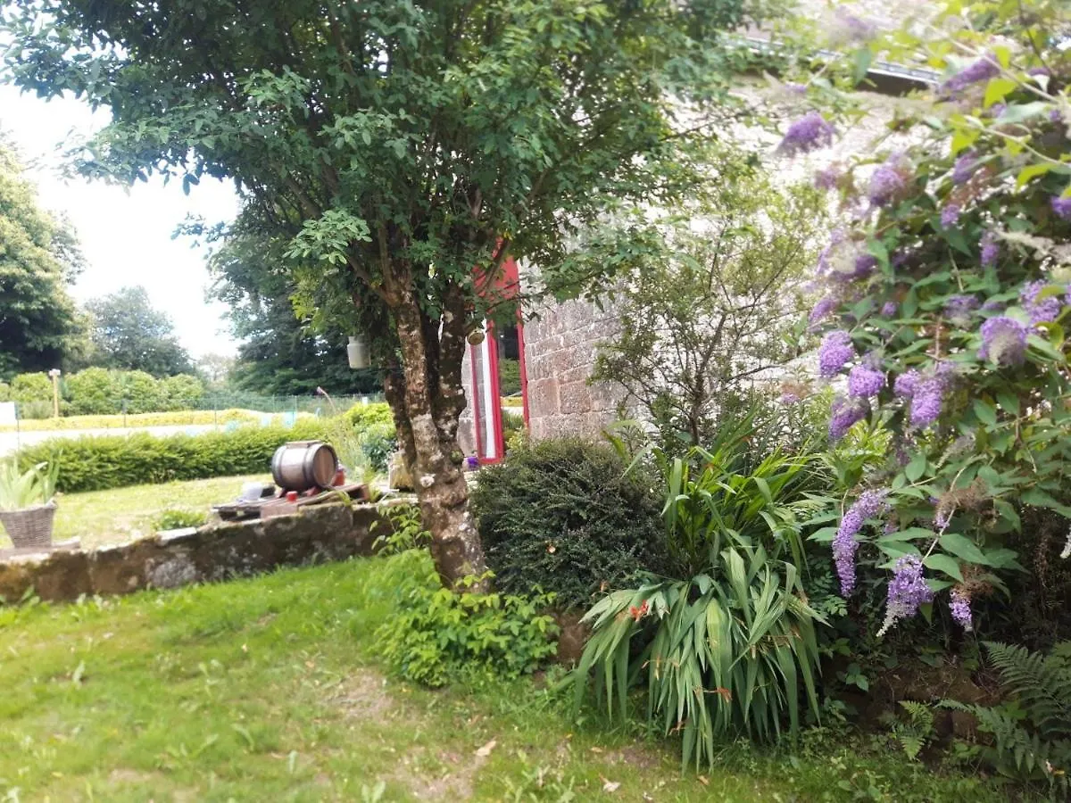 Gite La Grange Langoelan 0*,